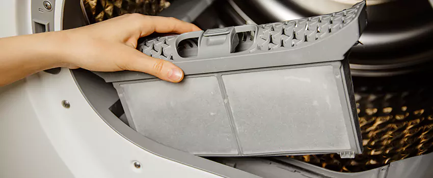 Signs Of A Clogged Dryer Lint Trap in Clemmons, North Carolina